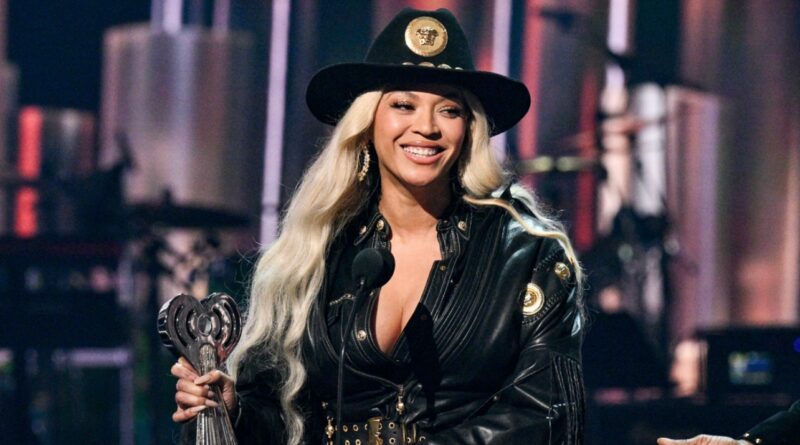 Beyoncé, iHeartRadio Music Awards, innovator, innovation, award, cowboy Carter