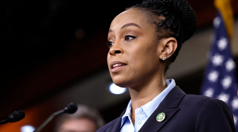 Rep. Shontel Brown